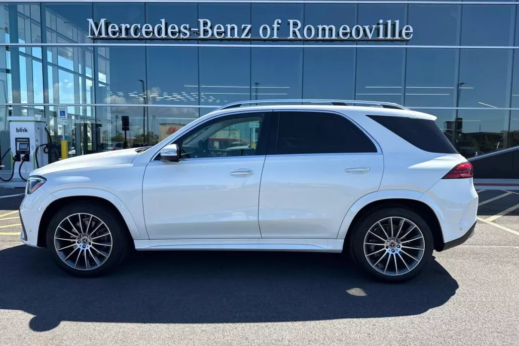 2024 Mercedes Benz GLE 350 4MATIC photo 1