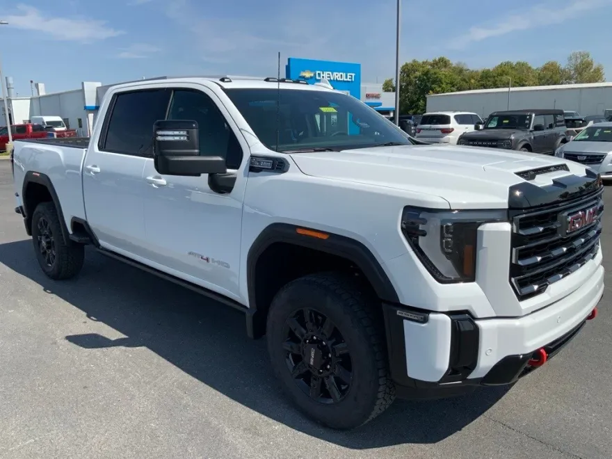 2026 Gmc Sierra 2500 HD AT4 photo 1