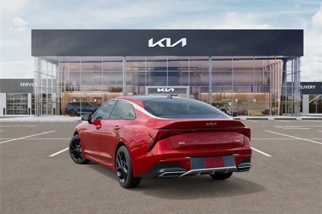2026 Kia K5 GT-Line photo 1