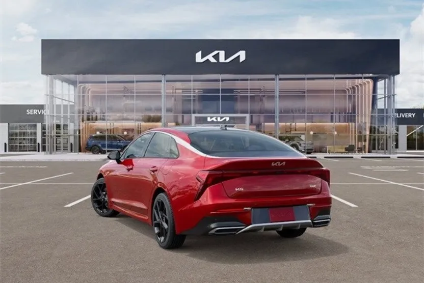 2026 Kia K5 GT-Line photo 1