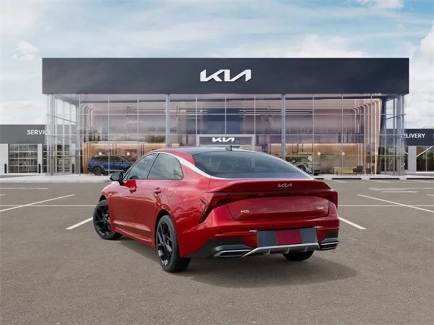 2026 Kia K5 GT-Line photo 1