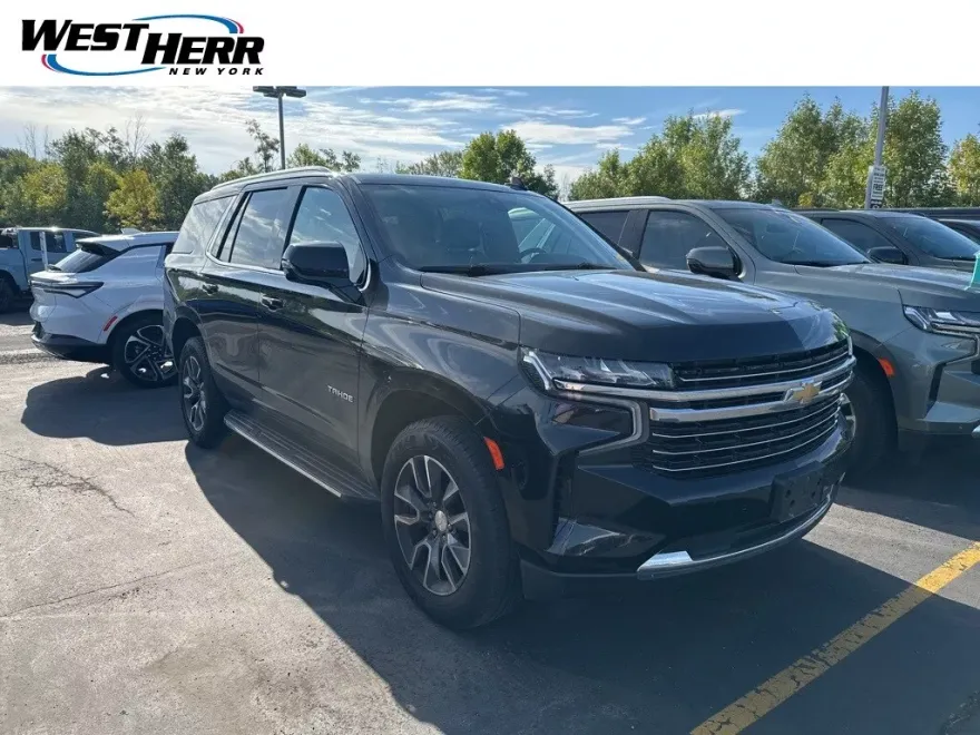 2021 Chevrolet Tahoe LT photo 1