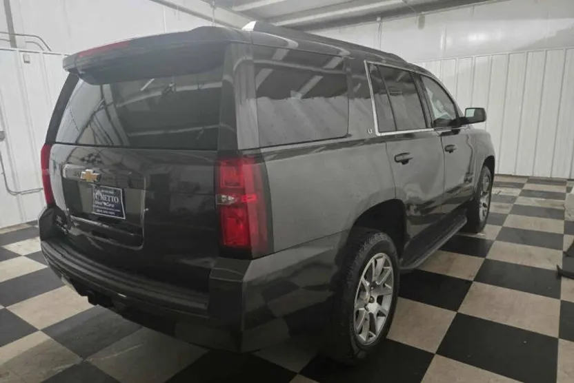 2018 Chevrolet Tahoe LT photo 1