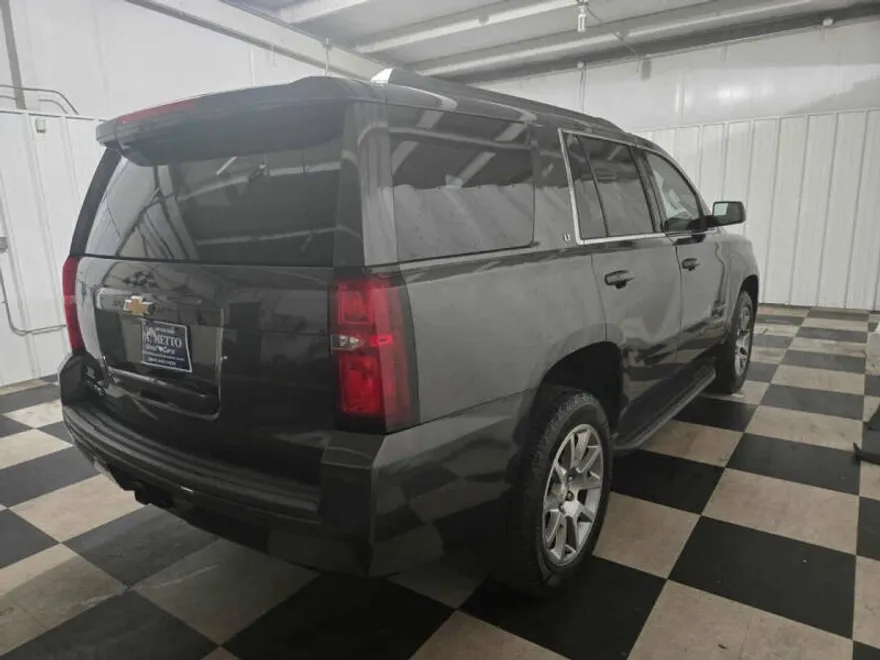 2018 Chevrolet Tahoe LT photo 1