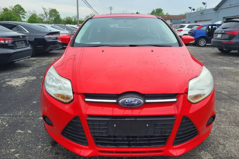 2013 Ford Focus SE photo 1