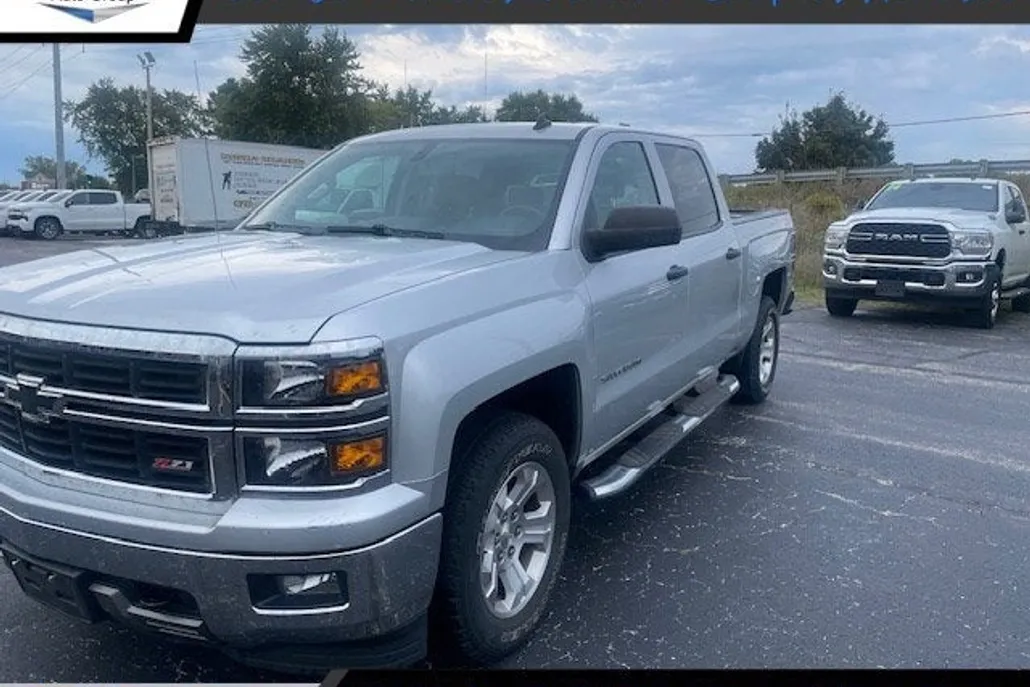 2014 Chevrolet Silverado 1500 LT photo 1