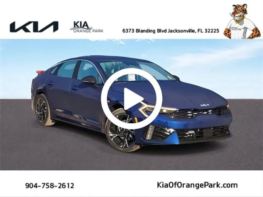 2025 Kia K5 GT-Line photo 1