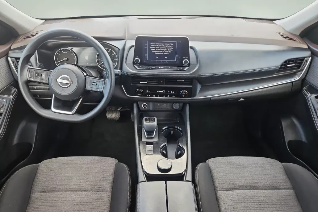 2023 Nissan Rogue SV photo 1