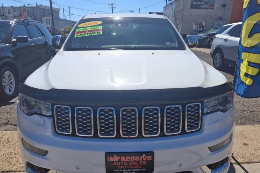 2018 Jeep Grand Cherokee Summit photo 1