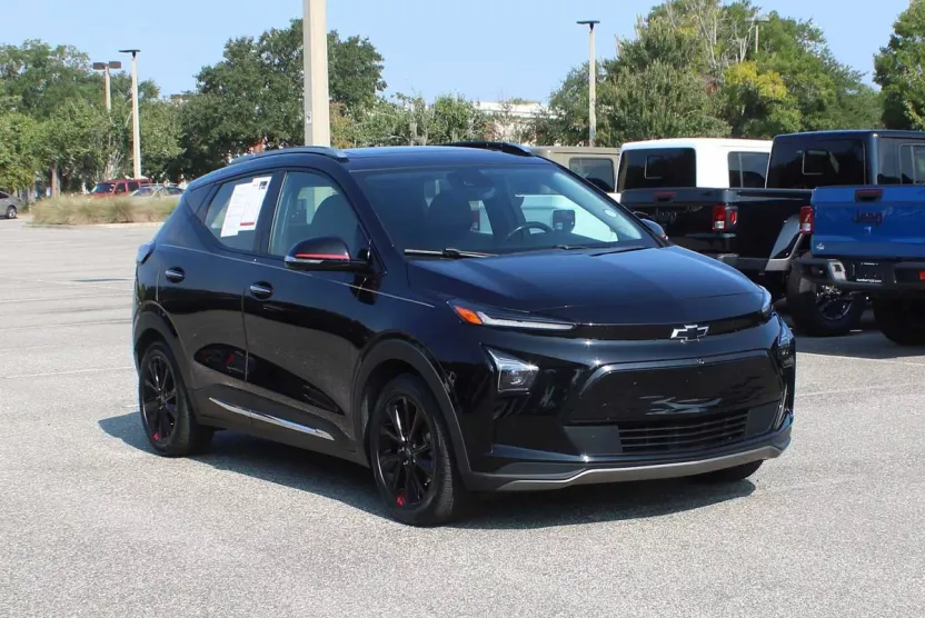 2023 Chevrolet Bolt EUV Premier photo 1