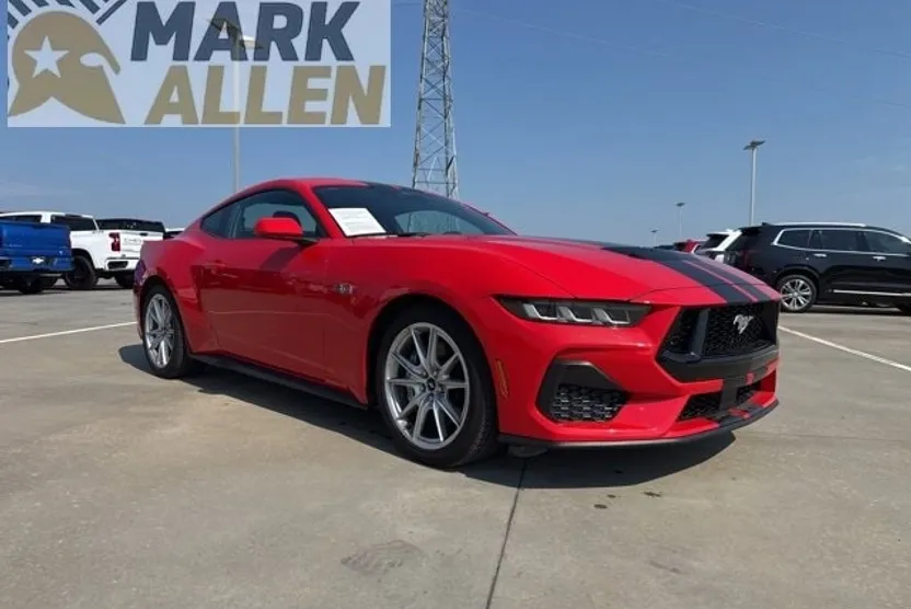 2024 Ford Mustang GT photo 1