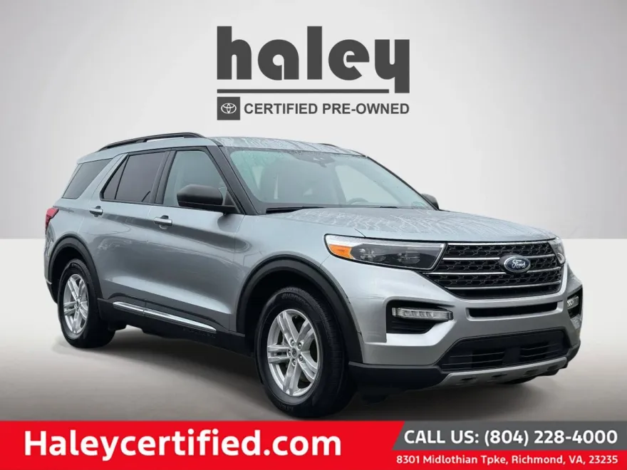 2024 Ford Explorer XLT photo 1