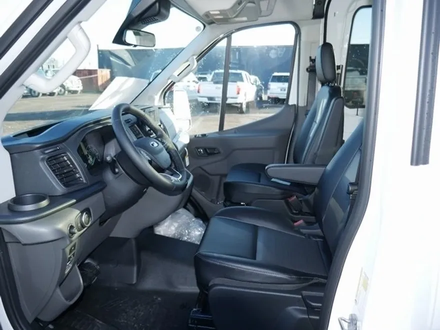 2024 Ford Transit photo 1