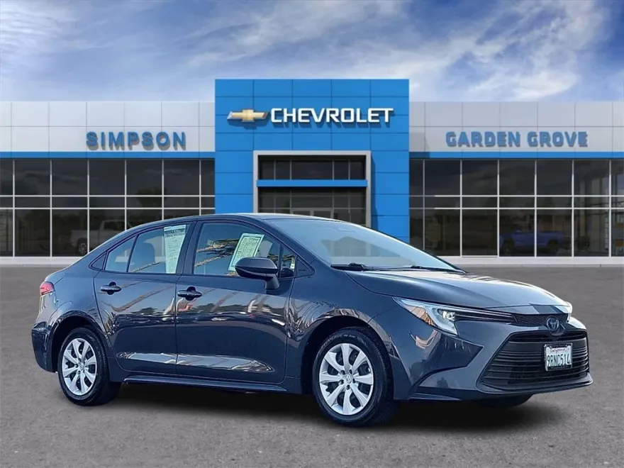 2025 Toyota Corolla Hybrid LE photo 1