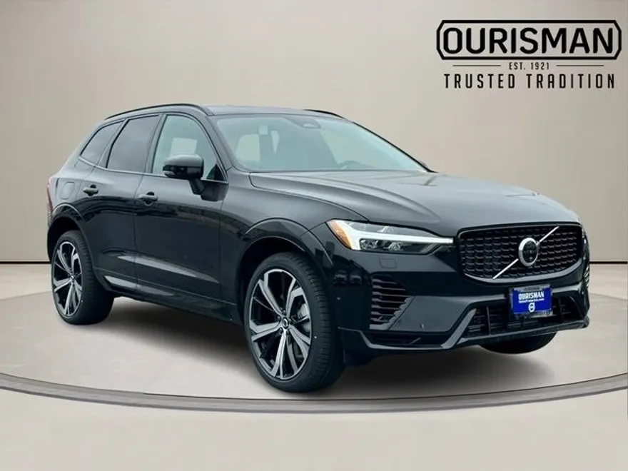 2025 Volvo XC60 Hybrid T8 photo 1