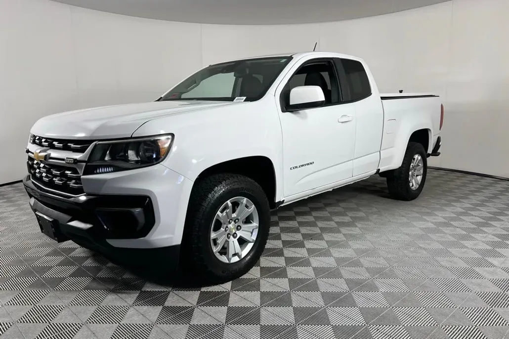 2022 Chevrolet Colorado LT photo 1