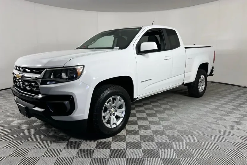 2022 Chevrolet Colorado LT photo 1