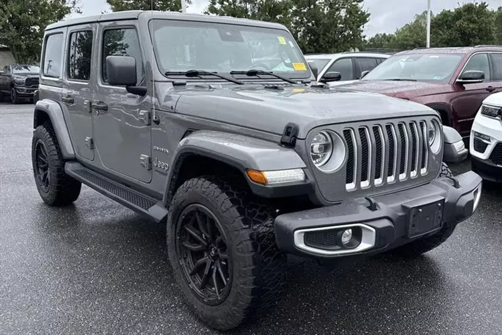 2022 Jeep Wrangler Unlimited Sahara photo 1