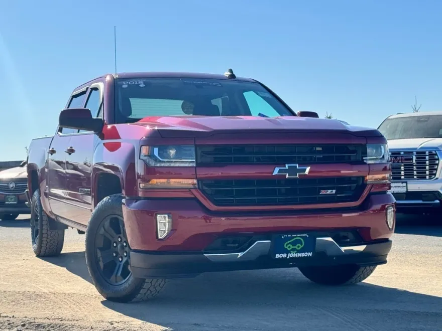 2018 Chevrolet Silverado 1500 LT2 photo 1