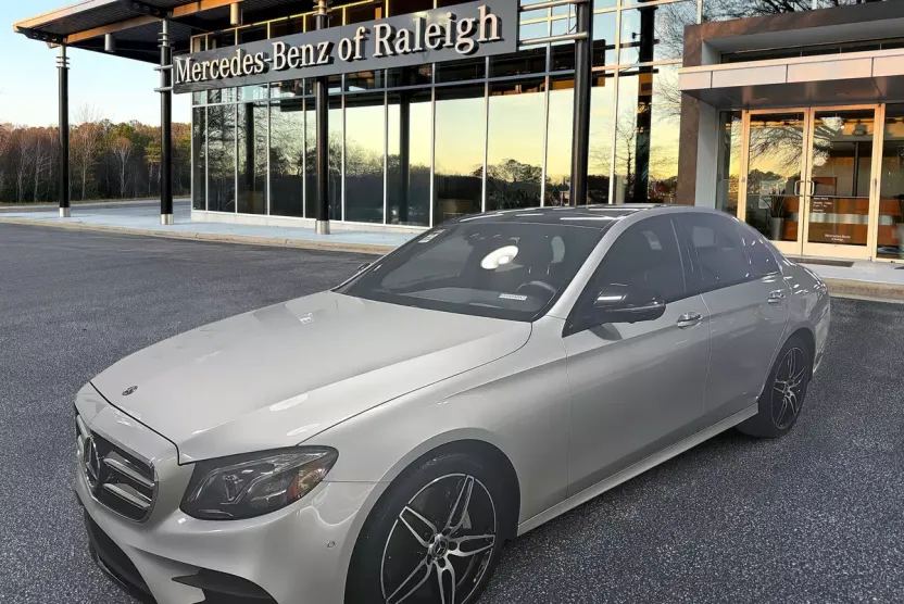 2020 Mercedes Benz E 450 4MATIC Sedan photo 1