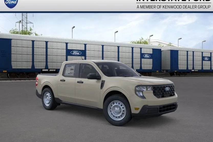 2025 Ford Maverick XL photo 1