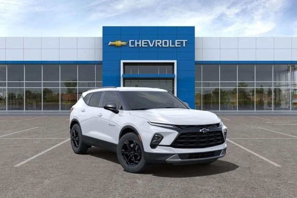 2025 Chevrolet Blazer 2LT photo 1
