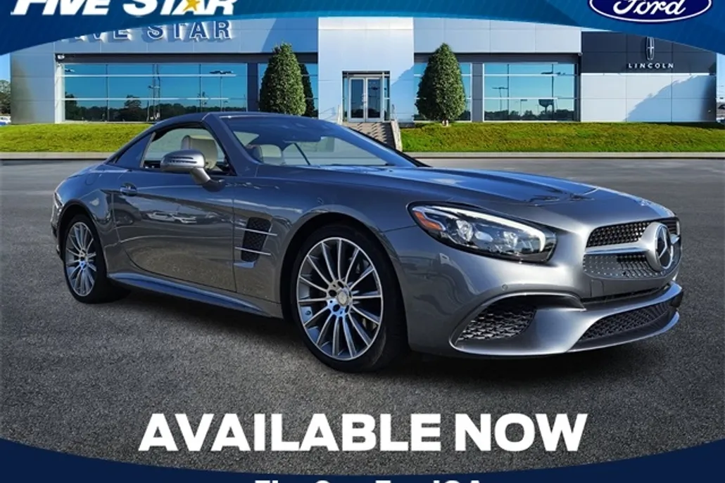 2017 Mercedes Benz SL 550 photo 1