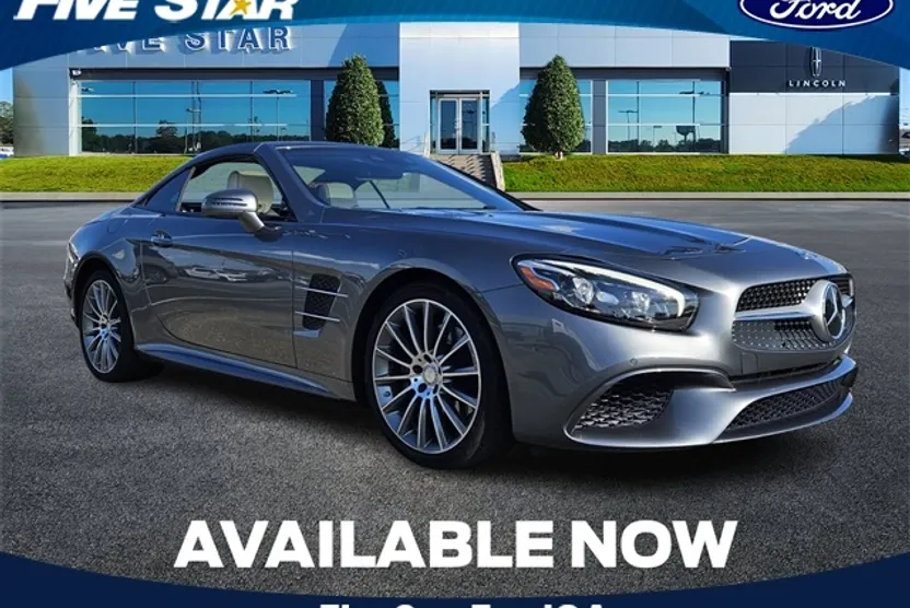2017 Mercedes Benz SL 550 photo 1