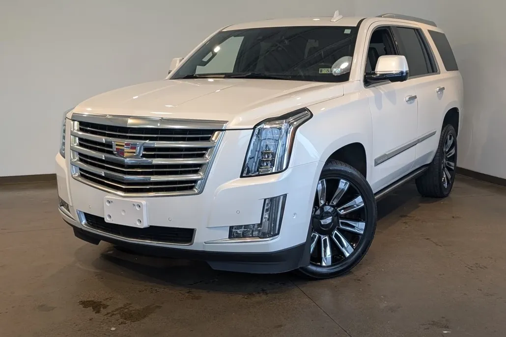 2020 Cadillac Escalade Platinum photo 1