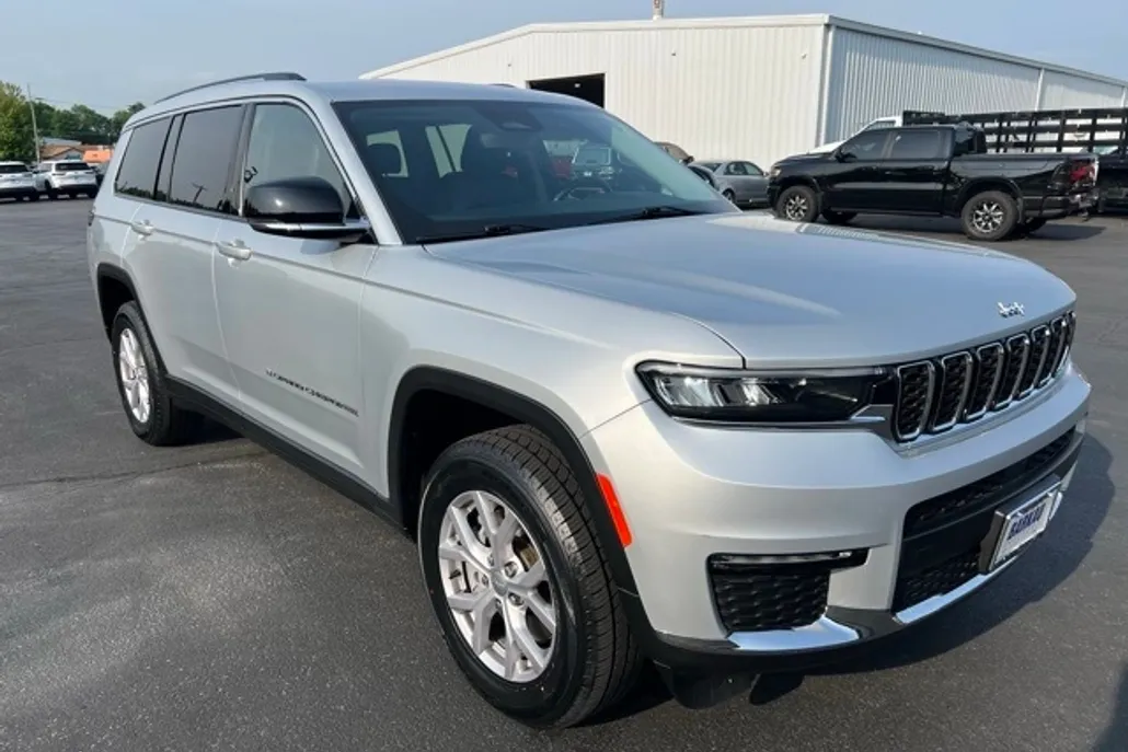 2021 Jeep Grand Cherokee Limited photo 1