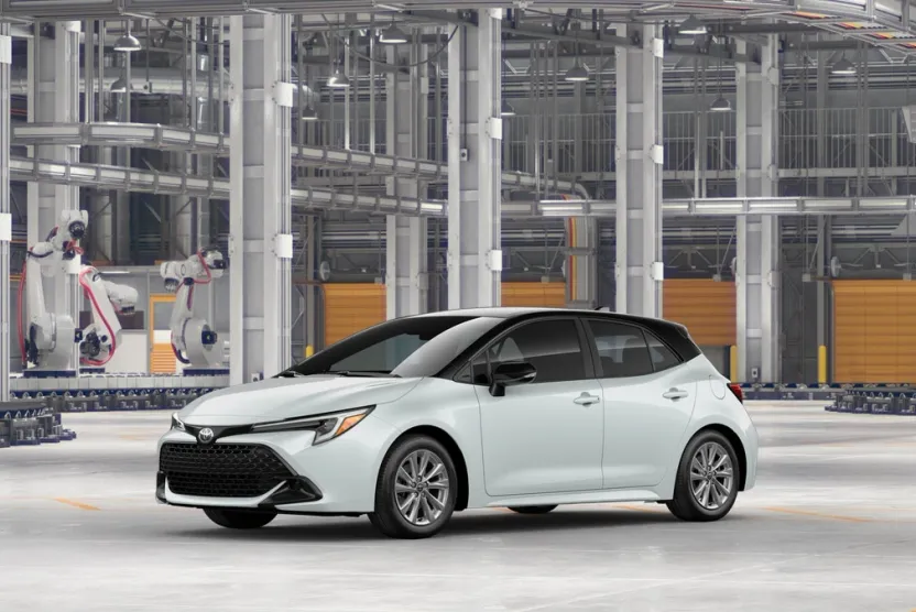 2025 Toyota Corolla SE photo 1