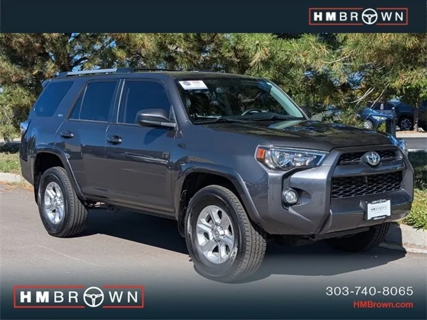 2019 Toyota 4Runner SR5 photo 1