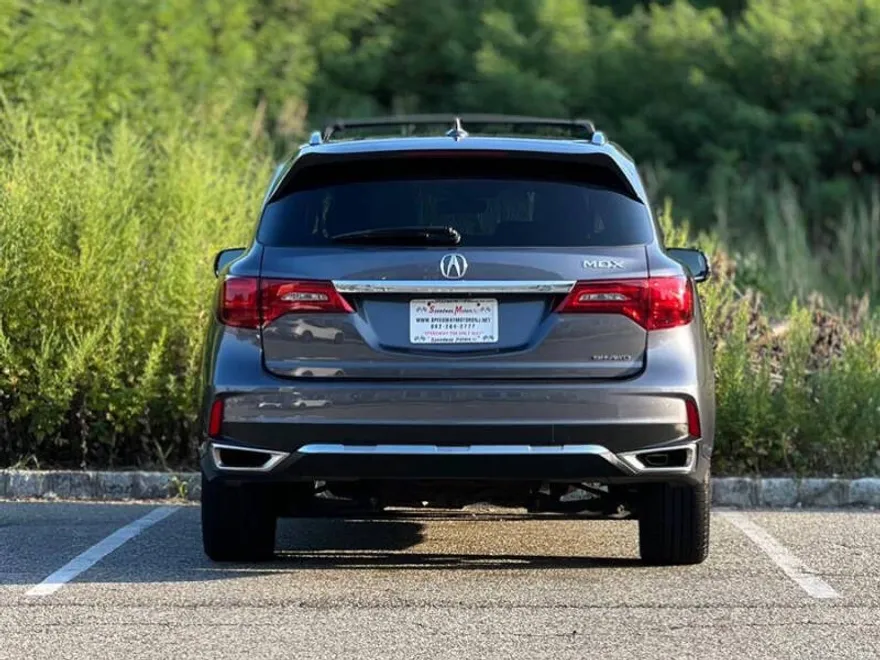 2017 Acura MDX SH-AWD Advance photo 1