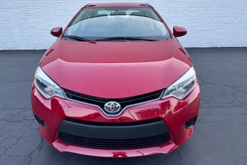 2016 Toyota Corolla L photo 1