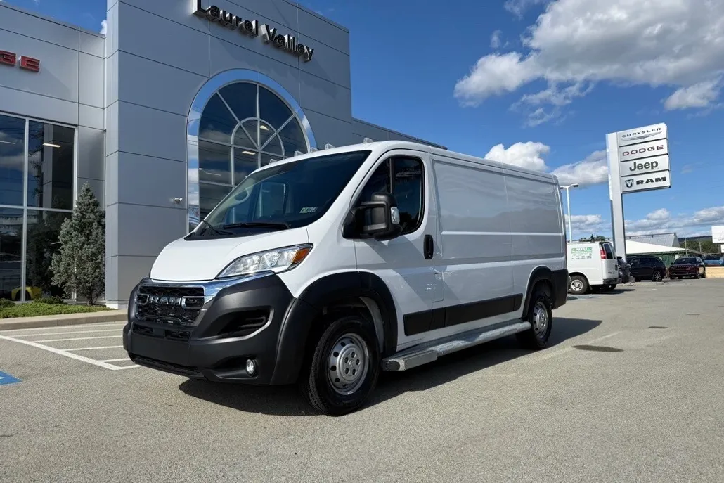 2023 Ram ProMaster 2500 photo 1
