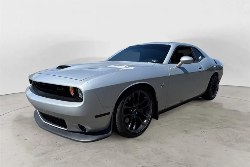 2021 Dodge Challenger R/T Scat Pack photo 1