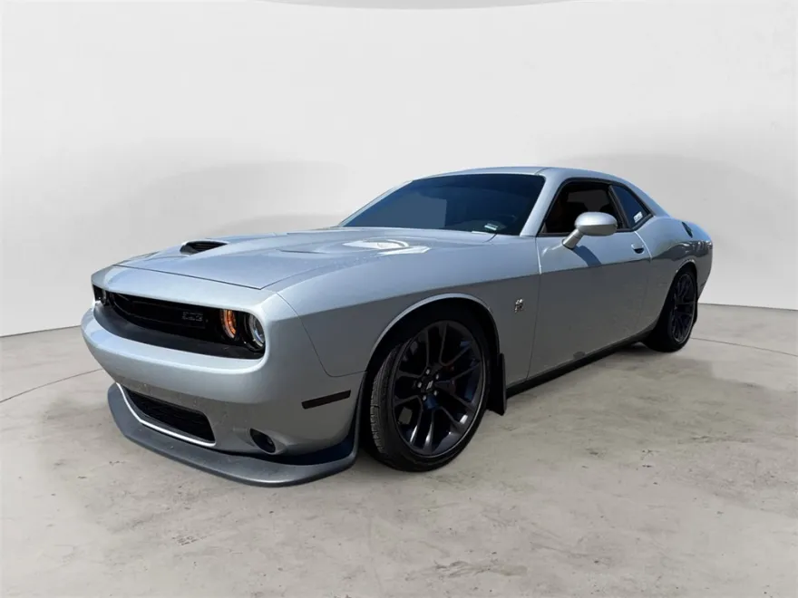 2021 Dodge Challenger R/T Scat Pack photo 1