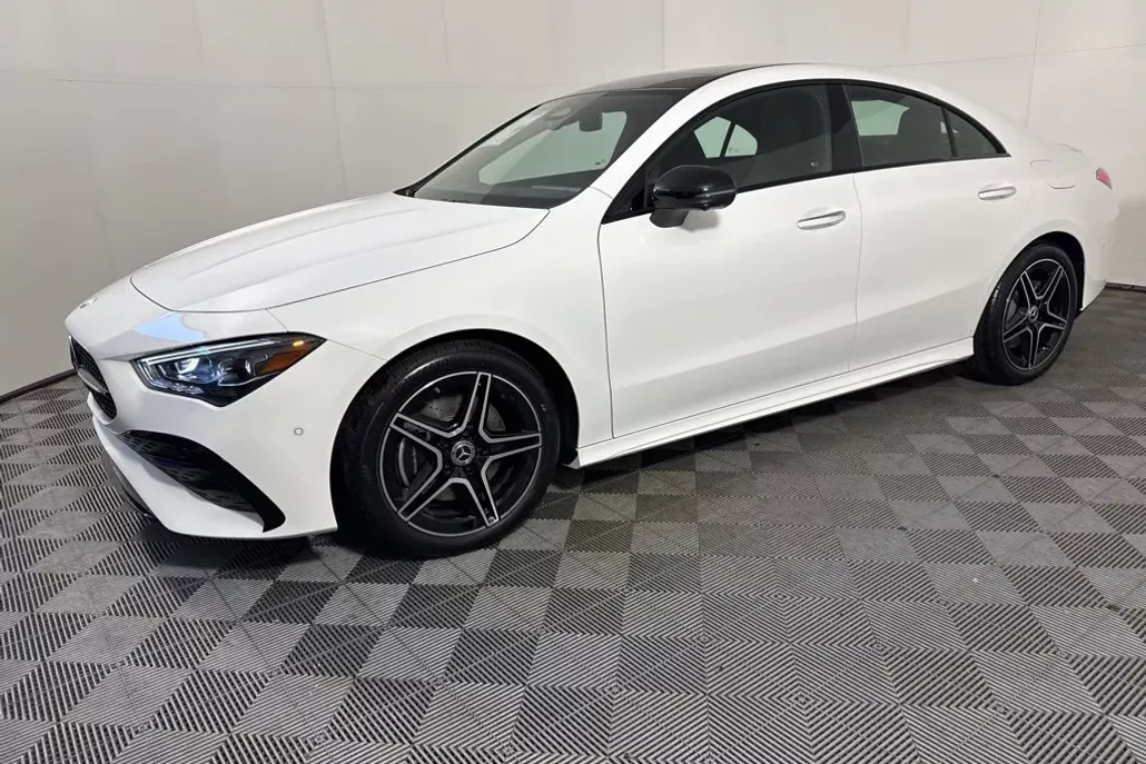 2026 Mercedes Benz CLA 250 4MATIC photo 1