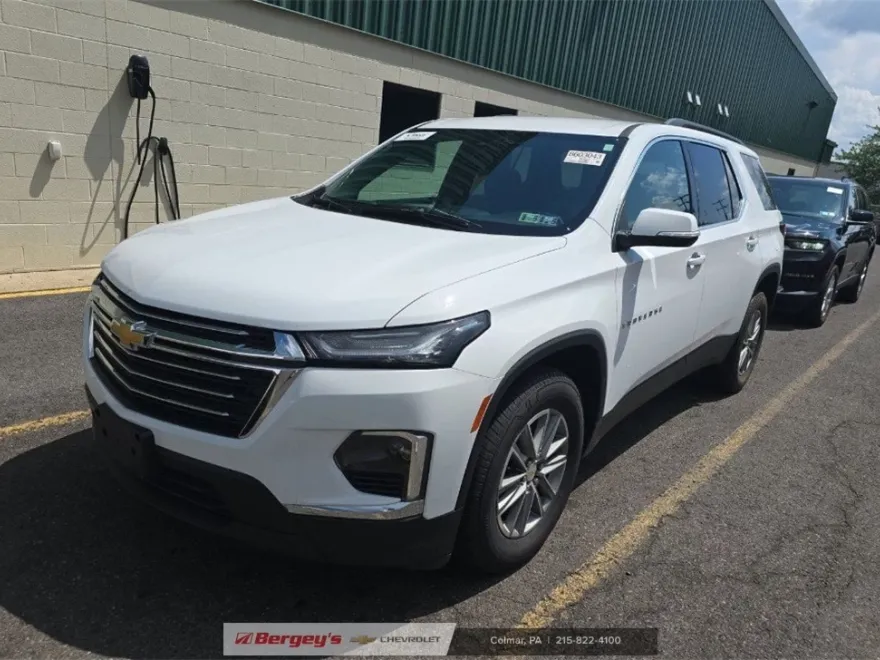 2022 Chevrolet Traverse Cloth photo 1