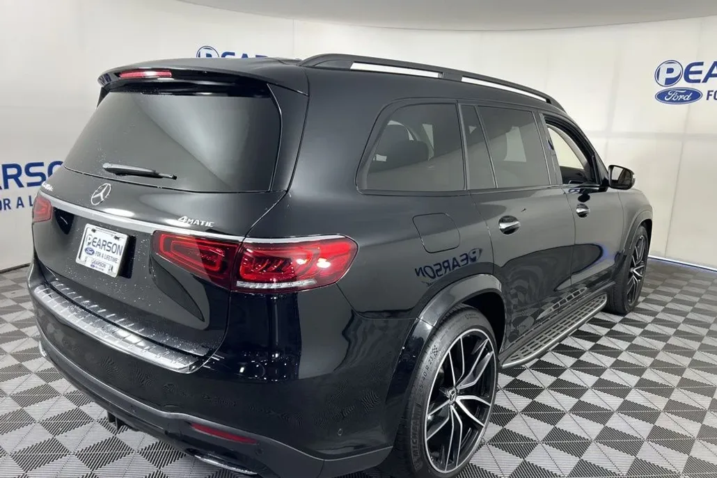 2022 Mercedes Benz GLS 450 4MATIC photo 1