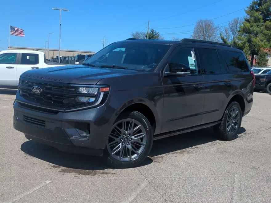 2025 Ford Expedition Platinum photo 1