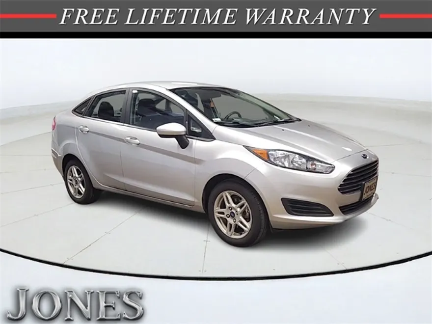 2018 Ford Fiesta SE photo 1
