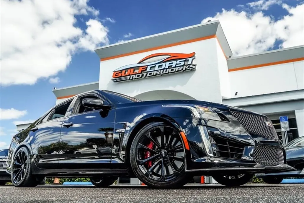 2019 Cadillac CTS V photo 1