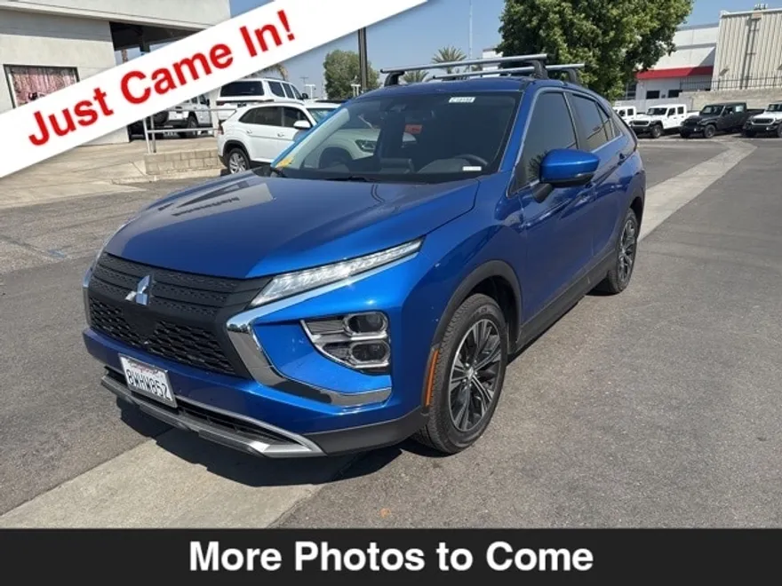 2022 Mitsubishi Eclipse Cross SE photo 1