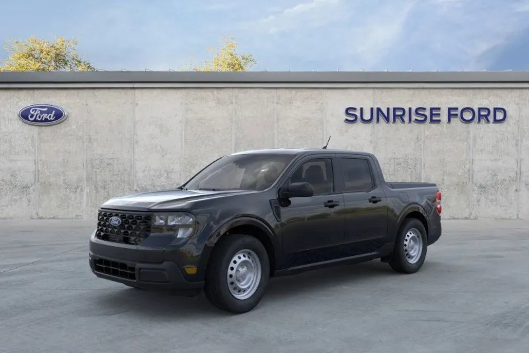 2025 Ford Maverick XL photo 1