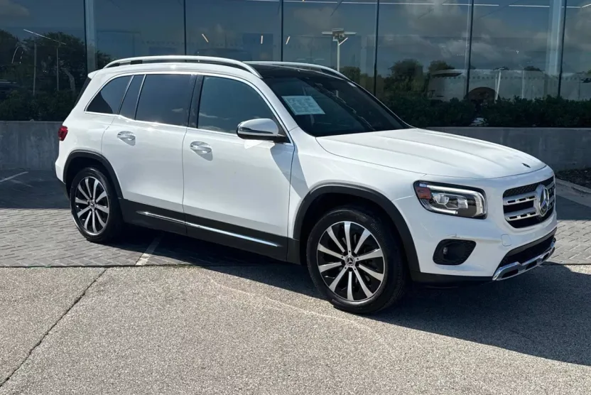 2021 Mercedes Benz GLB 250 photo 1