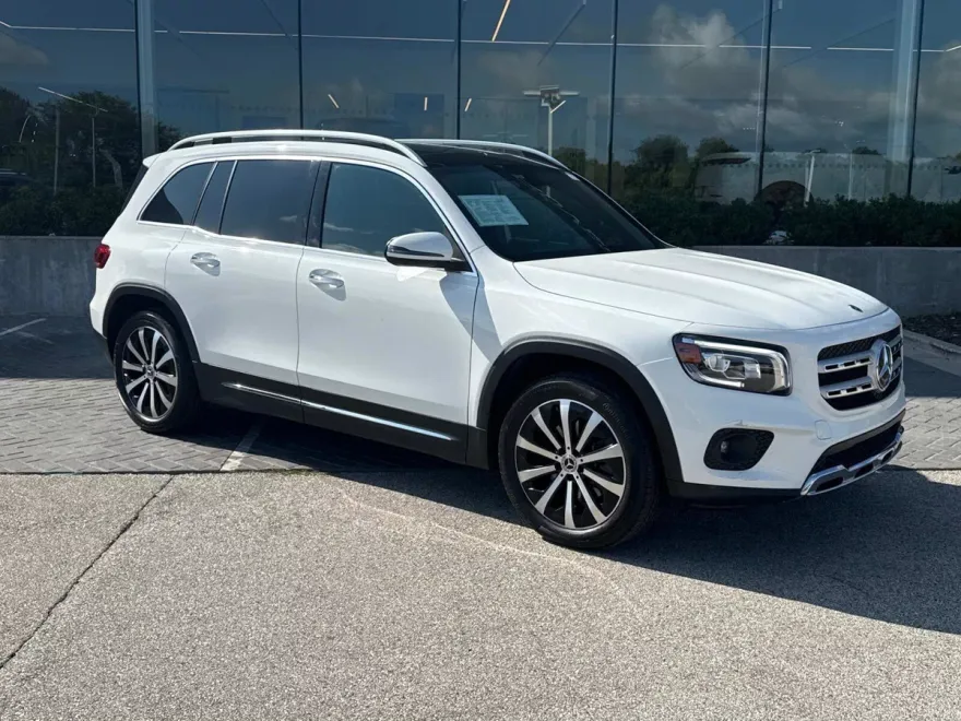 2021 Mercedes Benz GLB 250 photo 1
