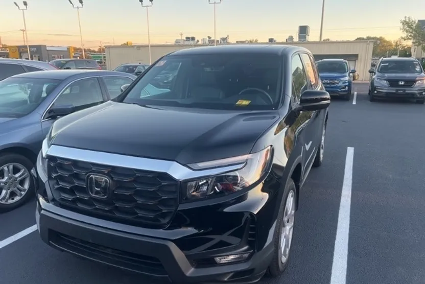 2025 Honda Passport EX-L photo 1
