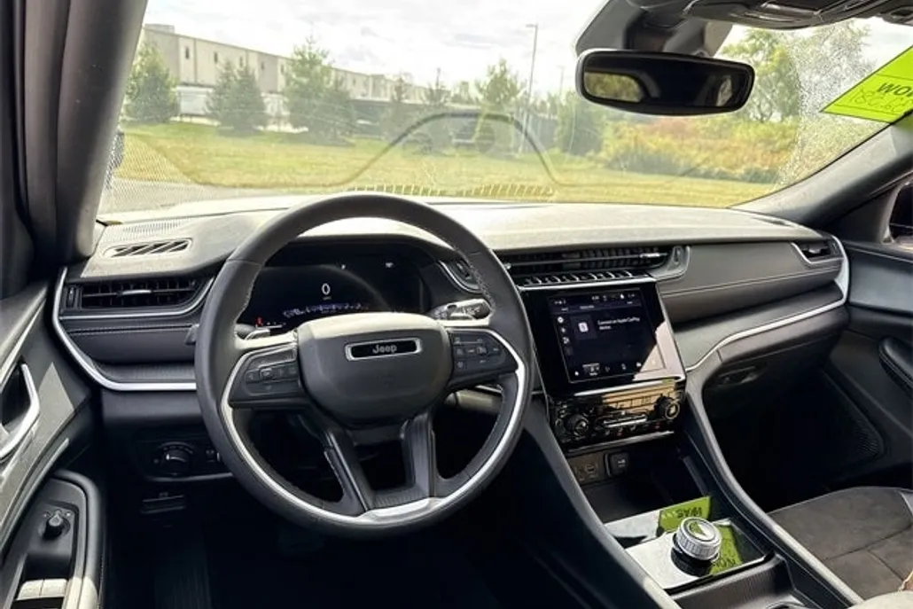 2024 Jeep Grand Cherokee Altitude X photo 1