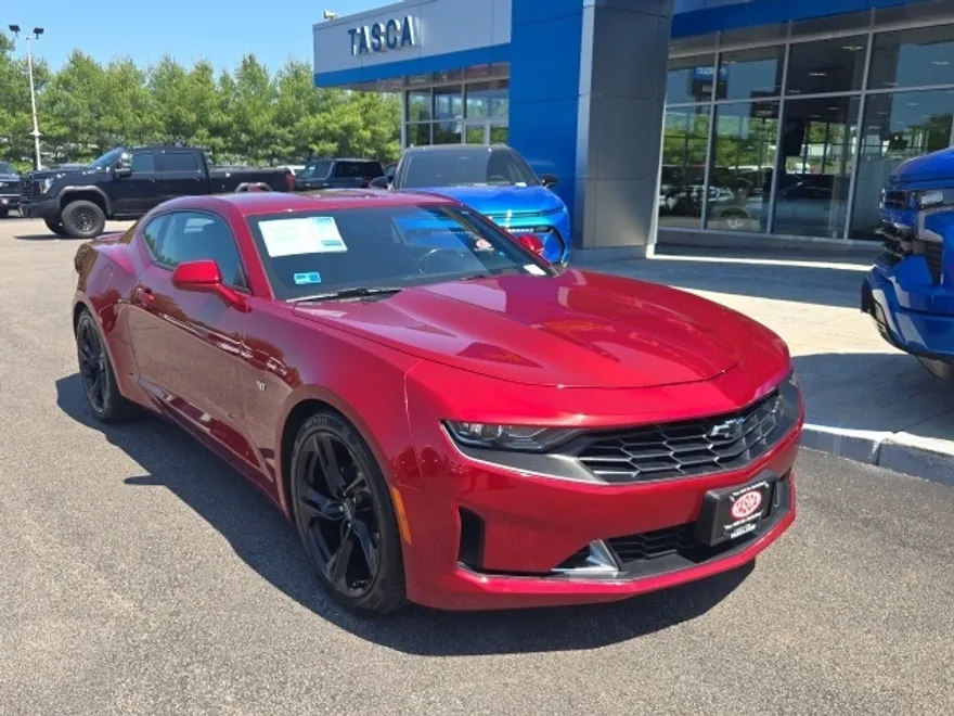 2021 Chevrolet Camaro 1LT photo 1
